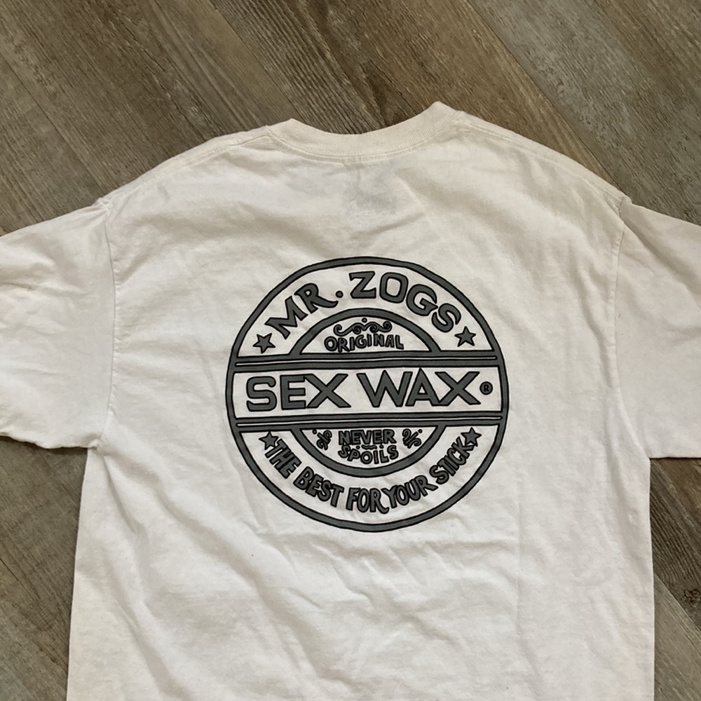 Snowboarding brand T-shirt